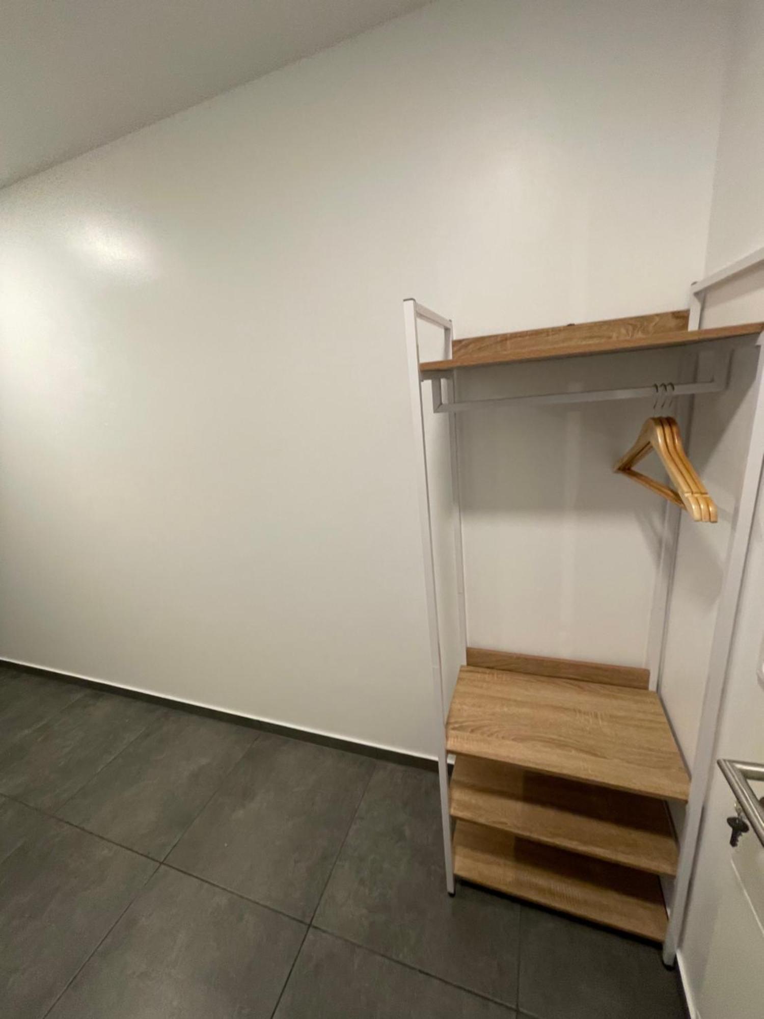 Aviators Guest House - Premium Room Strausberg Bagian luar foto